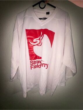 Kobe Sportswear Strawberry Fields #28 Hockey Jersey